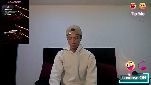 mhatias  online show from November 2025 05:52:02 AM