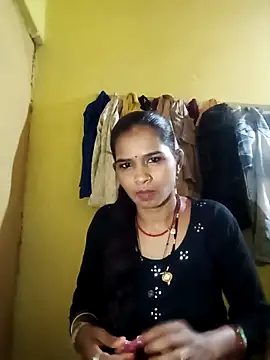 Snapshot of Jaya_Iyer chatting on September 2025 03:37:01 PM Jaya Iyer online show from September 2025 03:37:01 PM