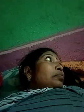 Snapshot of Jivika_Jaiswal chatting on November 2025 03:05:02 PM Jivika Jaiswal online show from November 2025 03:05:02 PM