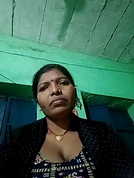 Snapshot of Jivika_Jaiswal chatting on November 2025 11:08:02 PM Jivika Jaiswal online show from November 2025 11:08:02 PM