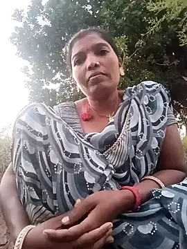 Snapshot of Jivika_Jaiswal chatting on November 2025 12:09:02 PM Jivika Jaiswal online show from November 2025 12:09:02 PM