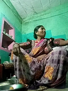 Snapshot of Jivika_Jaiswal chatting on November 2025 03:04:02 PM Jivika Jaiswal online show from November 2025 03:04:02 PM