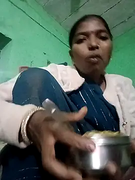 Snapshot of Jivika_Jaiswal chatting on October 2025 12:02:01 PM Jivika Jaiswal online show from October 2025 12:02:01 PM