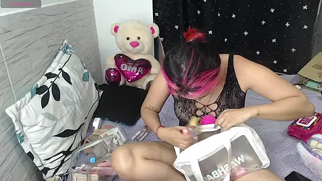 EmilyCoy  online show from April 2026 04:25:01 AM