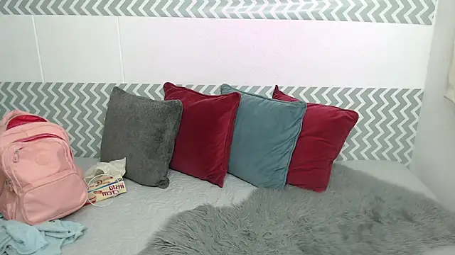 EmilyCoy  online show from December 2025 03:10:02 AM