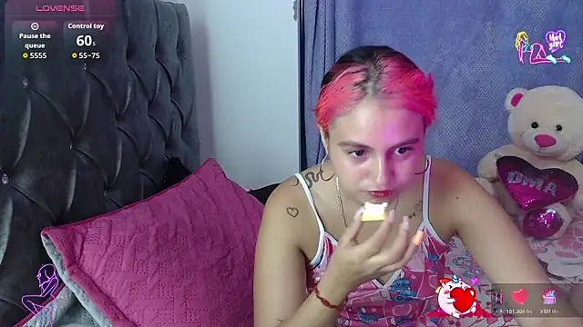 EmilyCoy  online show from March 2026 01:04:01 PM