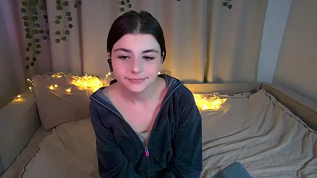 pyro flerrr online show from September 2025 06:56:01 PM