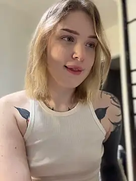 elliss  online show from October 2025 03:11:02 PM