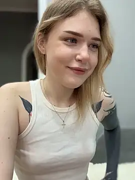 elliss  online show from October 2025 07:42:01 AM