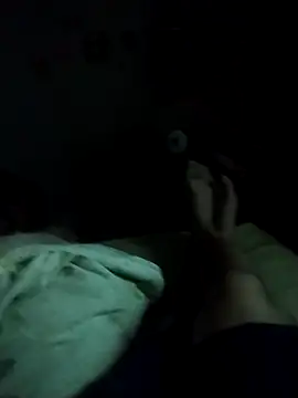 Chross000000 online show from December 2025 10:43:01 AM