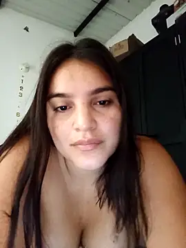 Snapshot of chloe_90 chatting on October 2025 10:00:01 PM chloe 90 online show from October 2025 10:00:01 PM