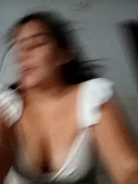 chloe 90 online show from December 2025 10:26:02 PM