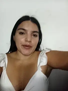 Snapshot of chloe_90 chatting on October 2025 11:49:02 PM chloe 90 online show from October 2025 11:49:02 PM