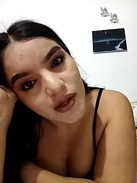 chloe 90 online show from December 2025 01:28:01 AM