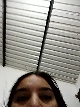 chloe 90 online show from January 2026 12:38:01 AM