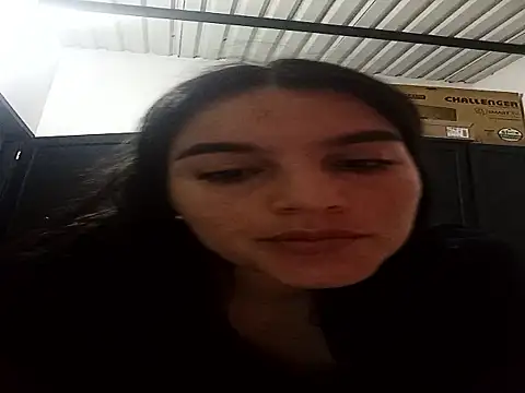 chloe 90 online show from November 2025 04:17:02 AM