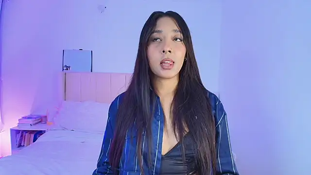 Snapshot of Megan_ale chatting on September 2025 10:45:01 PM Megan ale online show from September 2025 10:45:01 PM