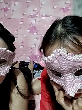 Tin tanny online show from October 2025 01:23:01 PM