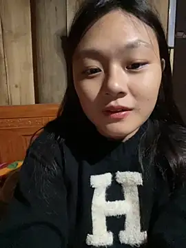 mai-xinh online show from November 2025 03:37:01 PM