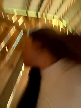 mai-xinh online show from November 2025 02:05:01 AM