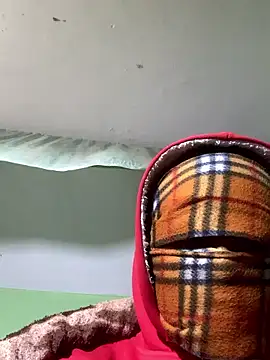 atulsaini560 online show from December 2025 04:43:02 PM