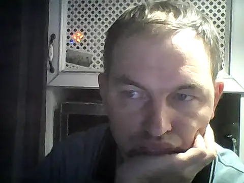 Snapshot of SummerArthur chatting on September 2025 04:23:01 PM SummerArthur online show from September 2025 04:23:01 PM