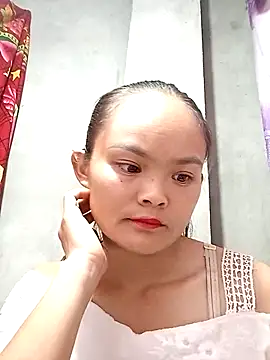 xinhxinhcute online show from September 2025 10:48:02 AM