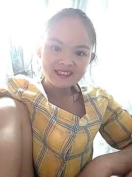 xinhxinhcute online show from October 2025 10:27:01 AM