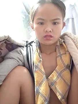 xinhxinhcute online show from September 2025 10:48:02 PM