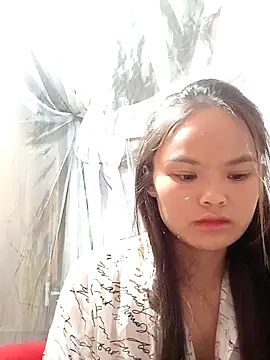 xinhxinhcute online show from October 2025 09:49:01 PM