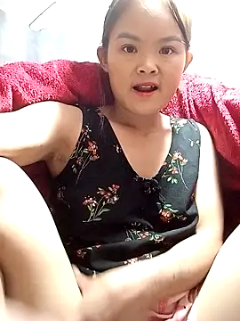 xinhxinhcute online show from November 2025 03:32:02 AM