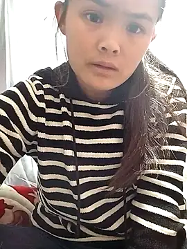 xinhxinhcute online show from November 2025 09:03:02 AM