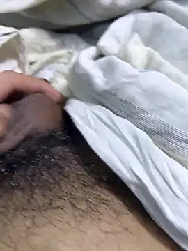 Bangladeshi Big male online show from November 2025 07:07:01 PM