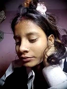 Hot Mayra  online show from November 2025 04:49:02 AM