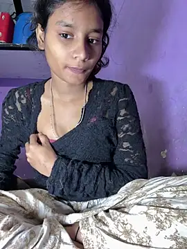 Hot Mayra  online show from December 2025 06:39:03 AM