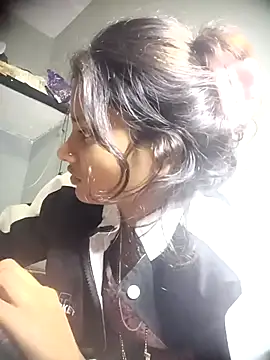 Hot Mayra  online show from November 2025 04:55:02 PM