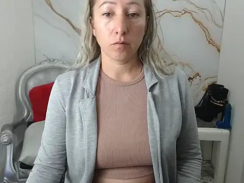 swetchrystal online show from September 2025 12:55:01 PM