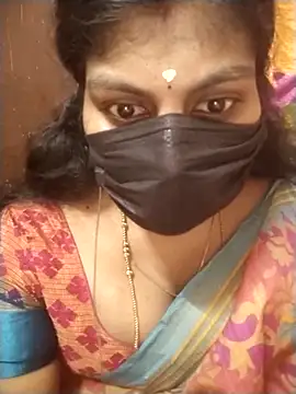 Snapshot of Nithiila chatting on September 2025 10:31:01 AM Nithiila online show from September 2025 10:31:01 AM