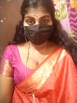 Snapshot of Nithiila chatting on September 2025 07:12:01 AM Nithiila online show from September 2025 07:12:01 AM