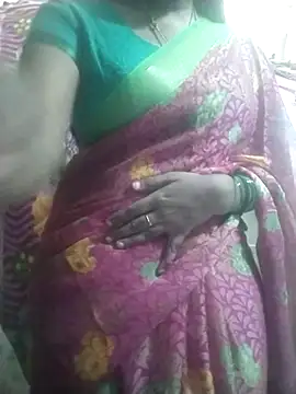 Snapshot of Nithiila chatting on September 2025 08:35:01 AM Nithiila online show from September 2025 08:35:01 AM