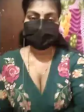 Snapshot of Nithiila chatting on September 2025 08:21:02 AM Nithiila online show from September 2025 08:21:02 AM