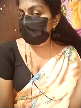 Snapshot of Nithiila chatting on December 2025 06:01:01 AM Nithiila online show from December 2025 06:01:01 AM