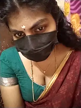 Snapshot of Nithiila chatting on December 2025 04:39:02 AM Nithiila online show from December 2025 04:39:02 AM