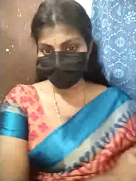Snapshot of Nithiila chatting on November 2025 05:07:02 PM Nithiila online show from November 2025 05:07:02 PM