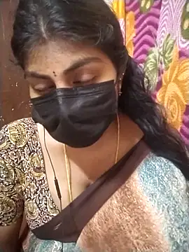 Snapshot of Nithiila chatting on December 2025 08:25:02 AM Nithiila online show from December 2025 08:25:02 AM