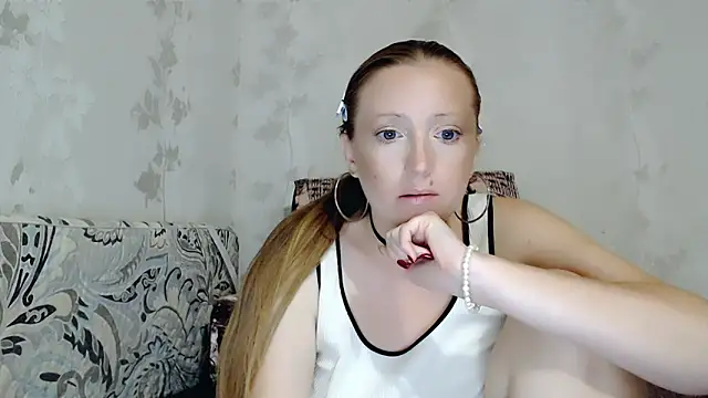 Snapshot of angelllsexy chatting on September 2025 06:19:02 PM angelllsexy online show from September 2025 06:19:02 PM