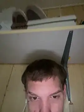 Snapshot of Duanennnn chatting on October 2025 05:12:02 AM Duanennnn online show from October 2025 05:12:02 AM