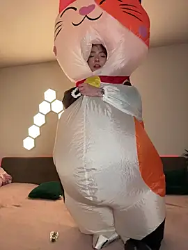 -Meowy- online show from February 2026 01:38:01 AM