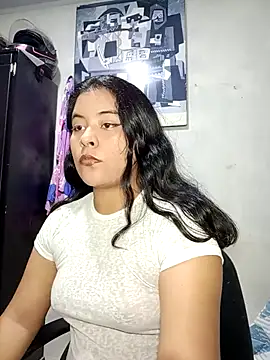 Iris    online show from September 2025 04:52:02 AM