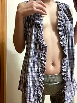 Snapshot of SophieDesire chatting on September 2025 09:44:02 PM SophieDesire online show from September 2025 09:44:02 PM